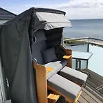 Strandhaus-appartment-rauchschwalbe * Fehmarnsund