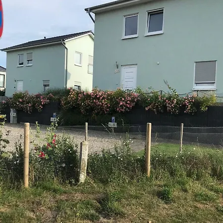 Strandhaus-appartment-rauchschwalbe * Fehmarnsund