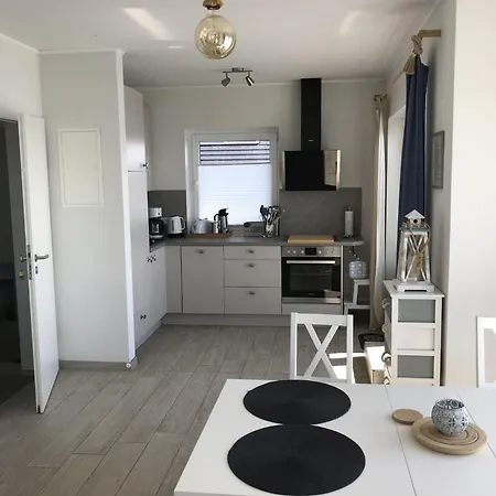 Strandhaus-Appartement-Rauchschwalbe-Og Apartmán