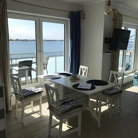 Strandhaus-Appartement-Rauchschwalbe-Og *